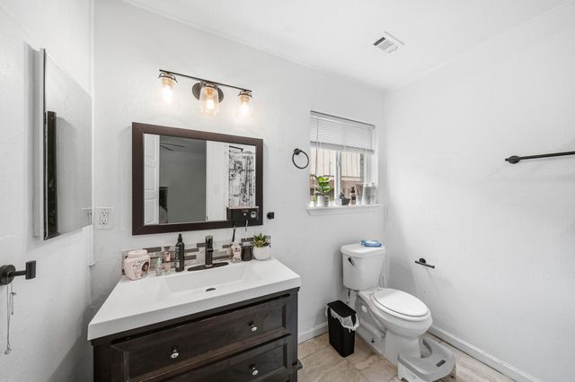 11630 Sandstone Street, Houston, TX 77072