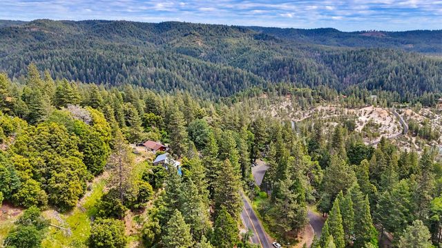 16366 Banner Quaker Hill Rd, Nevada City, CA 95959