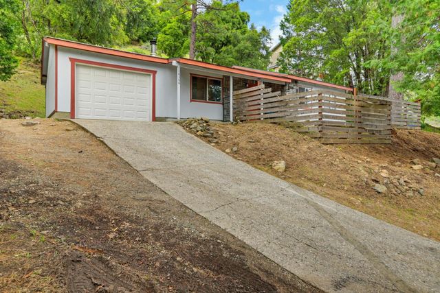 16366 Banner Quaker Hill Rd, Nevada City, CA 95959