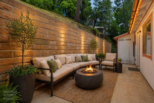 16366 Banner Quaker Hill Rd, Nevada City, CA 95959