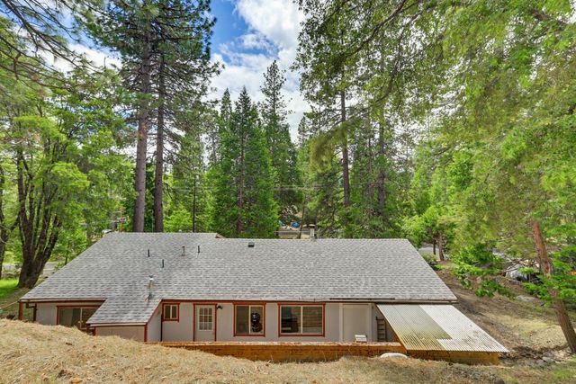 16366 Banner Quaker Hill Rd, Nevada City, CA 95959