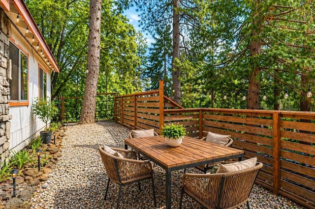 16366 Banner Quaker Hill Rd, Nevada City, CA 95959