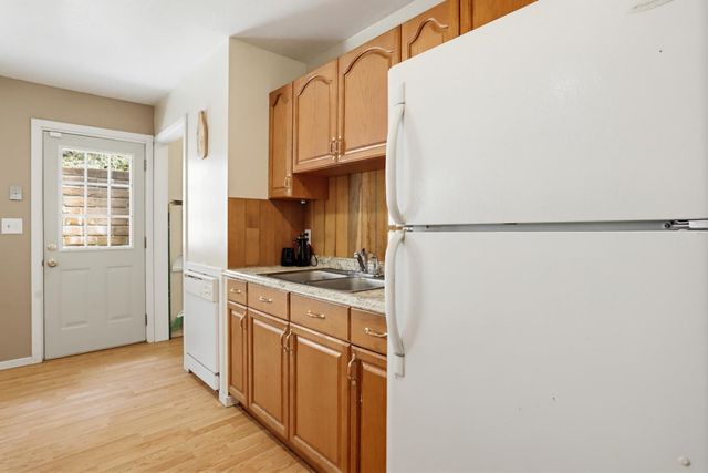16366 Banner Quaker Hill Rd, Nevada City, CA 95959