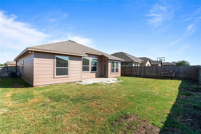 2213 Oso Bay Preserve Dr, Corpus Christi, TX 78414