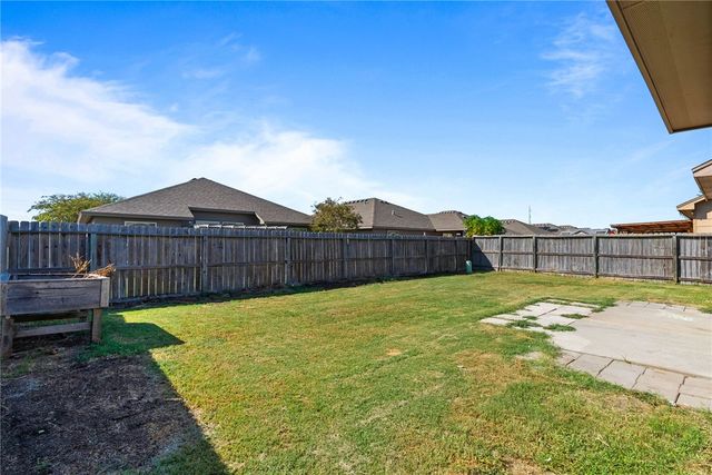 2213 Oso Bay Preserve Dr, Corpus Christi, TX 78414
