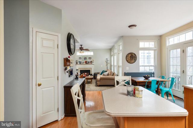 222 STEPHENS RUN ST, Stephens City, VA 22655