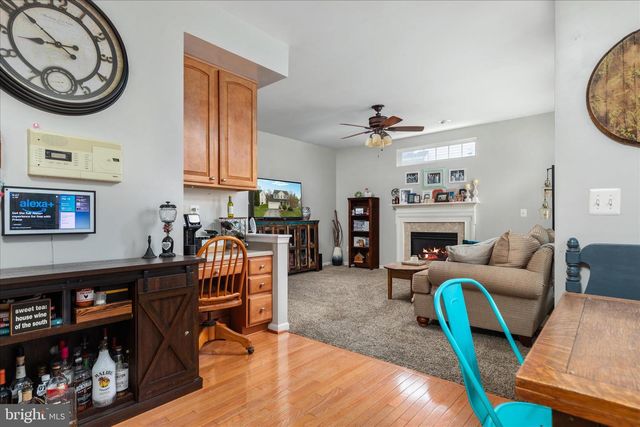 222 STEPHENS RUN ST, Stephens City, VA 22655