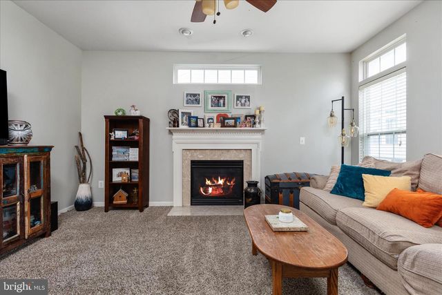 222 STEPHENS RUN ST, Stephens City, VA 22655