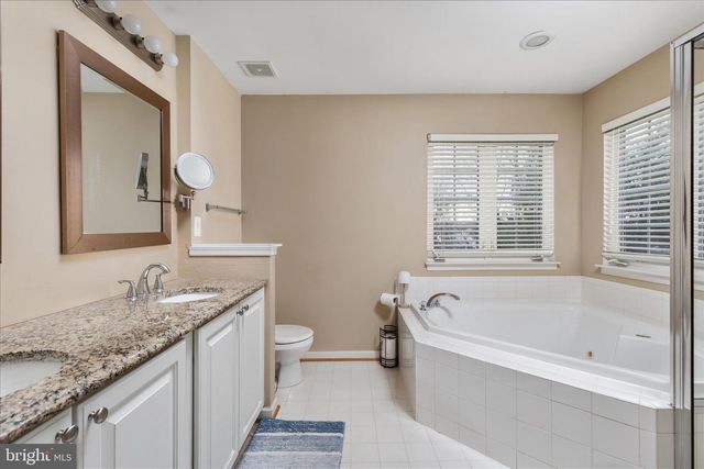 222 STEPHENS RUN ST, Stephens City, VA 22655