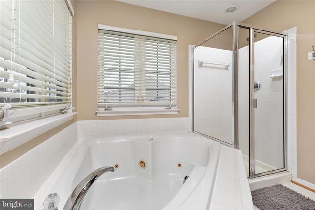 222 STEPHENS RUN ST, Stephens City, VA 22655