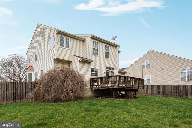 222 STEPHENS RUN ST, Stephens City, VA 22655