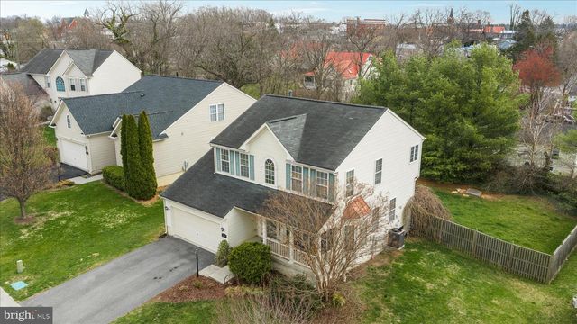 222 STEPHENS RUN ST, Stephens City, VA 22655