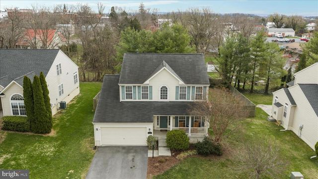 222 STEPHENS RUN ST, Stephens City, VA 22655