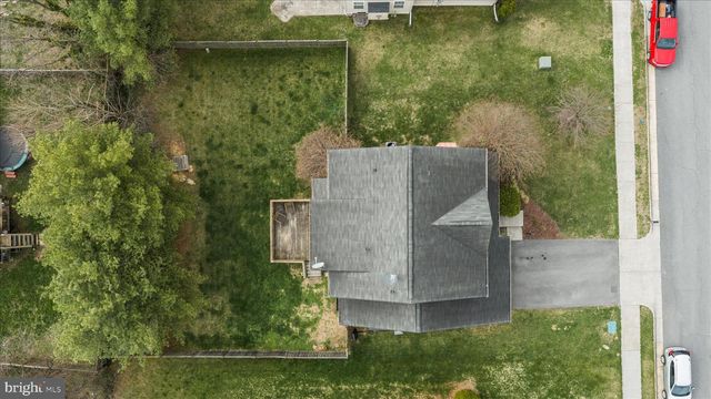 222 STEPHENS RUN ST, Stephens City, VA 22655