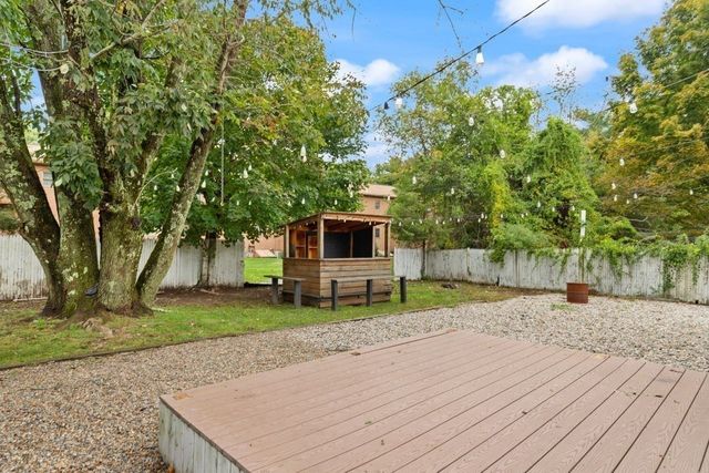 519 Turnpike St, Easton, MA 02375