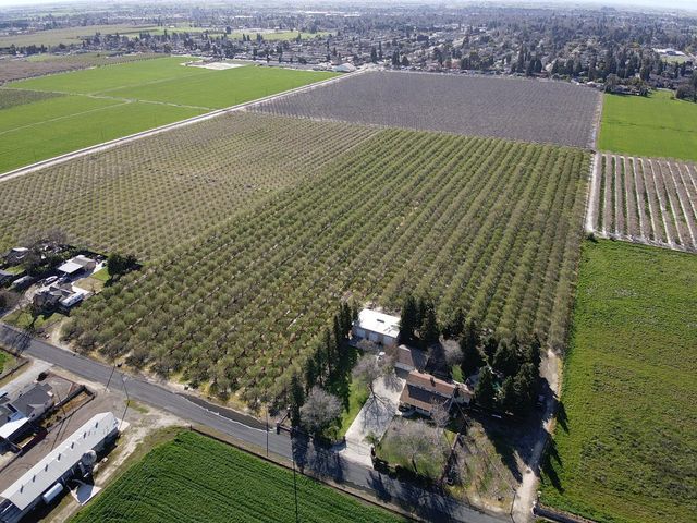 1119 N Verduga Rd, Turlock, CA 95380