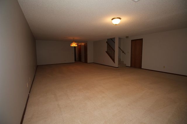 1114 S Longford St, Wichita, KS 67207