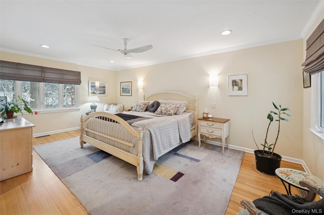 383 254th Street, Bronx, NY 10471