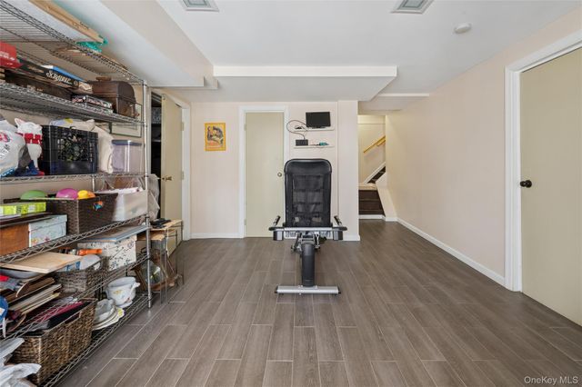 383 254th Street, Bronx, NY 10471