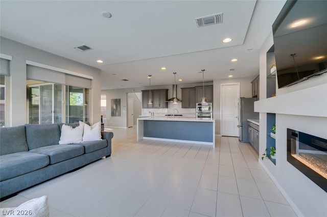 10238 Kesington Drive, Las Vegas, NV 89135