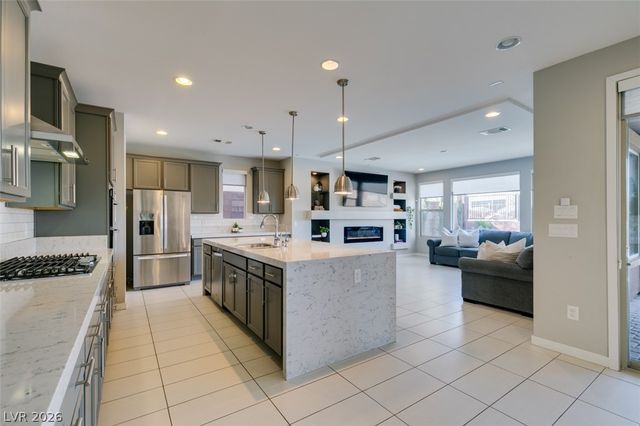 10238 Kesington Drive, Las Vegas, NV 89135