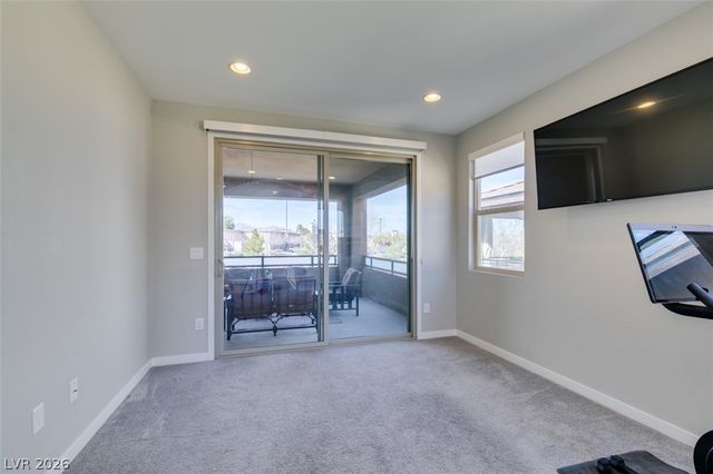 10238 Kesington Drive, Las Vegas, NV 89135