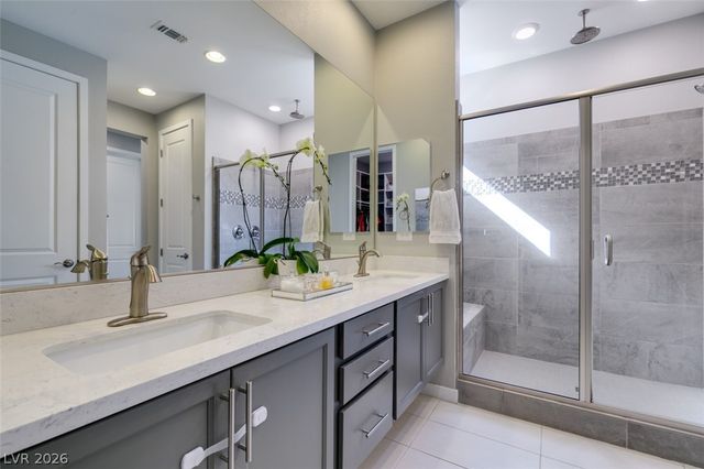 10238 Kesington Drive, Las Vegas, NV 89135