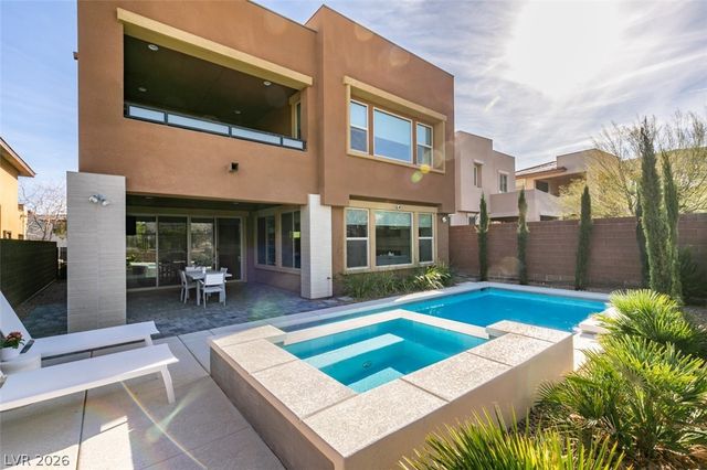 10238 Kesington Drive, Las Vegas, NV 89135