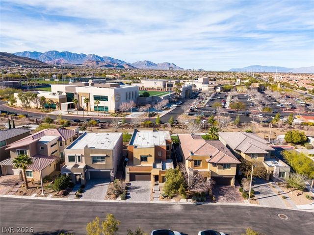 10238 Kesington Drive, Las Vegas, NV 89135