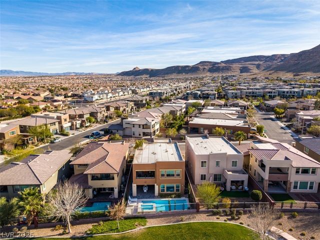 10238 Kesington Drive, Las Vegas, NV 89135