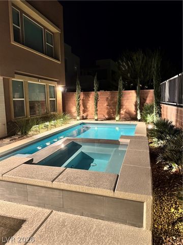 10238 Kesington Drive, Las Vegas, NV 89135