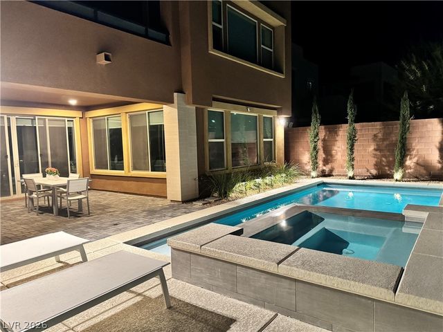 10238 Kesington Drive, Las Vegas, NV 89135