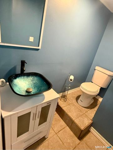 16 Ledger Street, Hartford, CT 06106