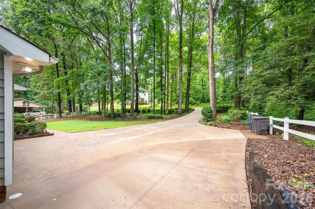 2602 Shearer Drive, Statesville, NC 28625
