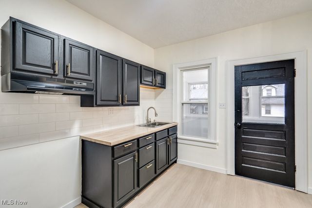 1817 12th Street SE, Massillon, OH 44646