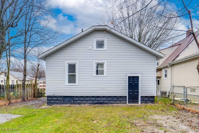 1817 12th Street SE, Massillon, OH 44646
