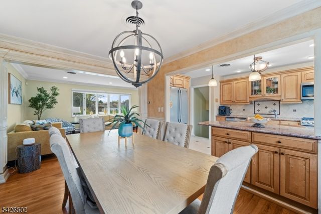 425 Victor St, Saddle Brook Twp., NJ 07663