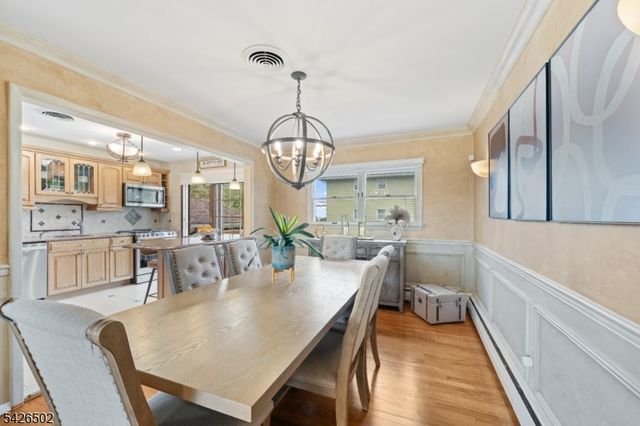 425 Victor St, Saddle Brook Twp., NJ 07663