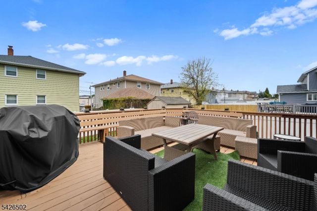 425 Victor St, Saddle Brook Twp., NJ 07663