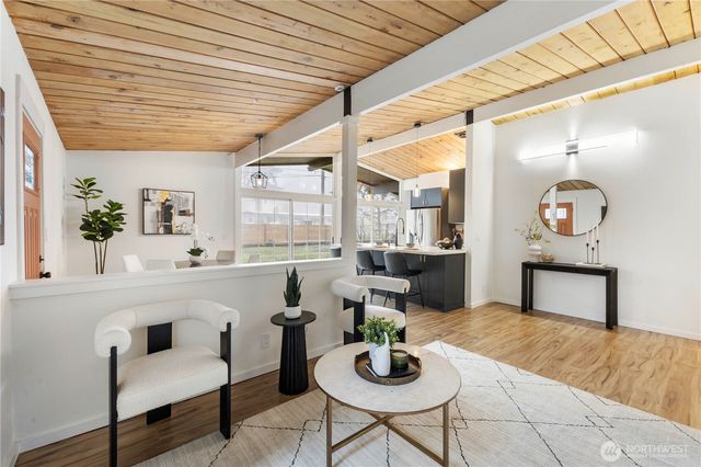 35631 13th Avenue SW, Federal Way, WA 98023