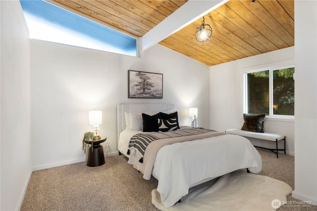 35631 13th Avenue SW, Federal Way, WA 98023