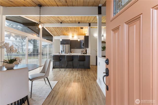 35631 13th Avenue SW, Federal Way, WA 98023