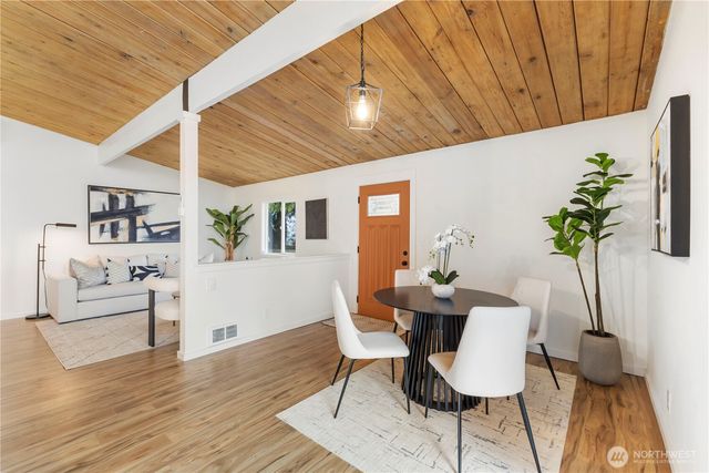 35631 13th Avenue SW, Federal Way, WA 98023