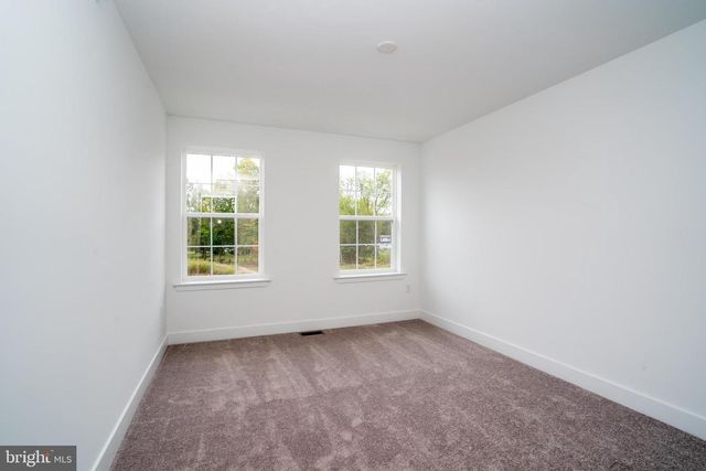 144 ADA HIGHTOWER AVE, Pennington, NJ 08534