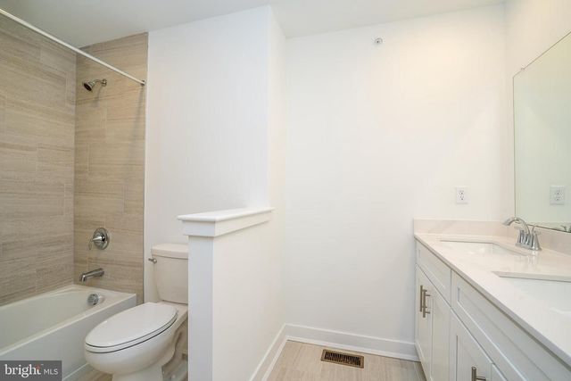 144 ADA HIGHTOWER AVE, Pennington, NJ 08534