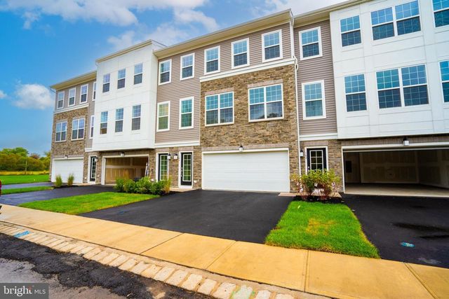 144 ADA HIGHTOWER AVE, Pennington, NJ 08534