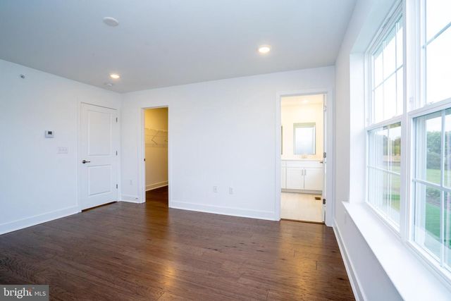 144 ADA HIGHTOWER AVE, Pennington, NJ 08534