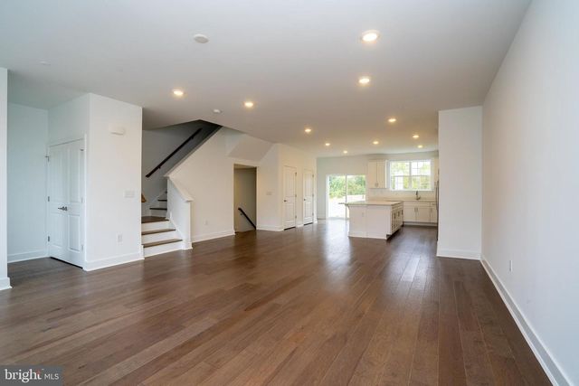 144 ADA HIGHTOWER AVE, Pennington, NJ 08534