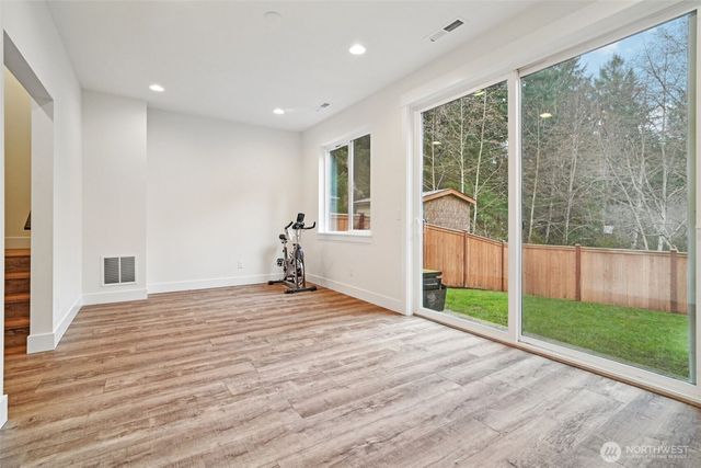 18300 121st Place SE, Renton, WA 98058