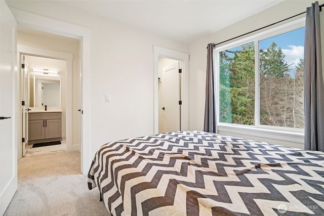 18300 121st Place SE, Renton, WA 98058